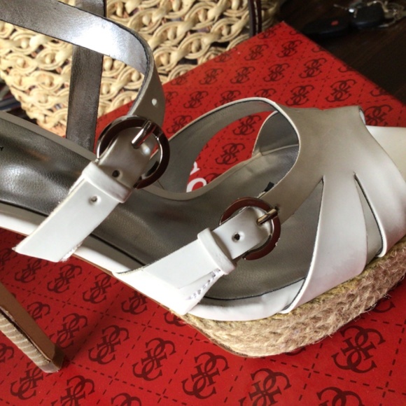 NWT Guess White GWKENDRAL platform high heels 7M with box - Picture 7 of 9